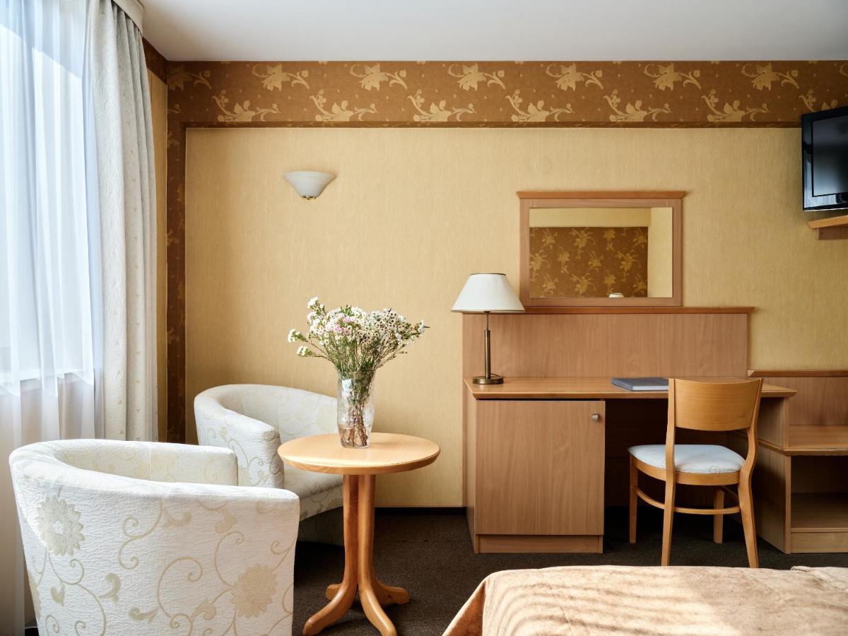 Hotel Great Polonia Krakow Airport - Ex Hotel Witek Modlniczka Exterior photo